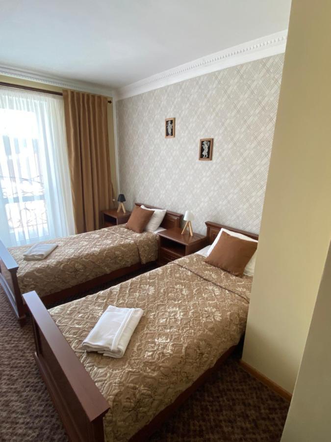 Hotel Three Korony Skhidnytsia Exterior foto