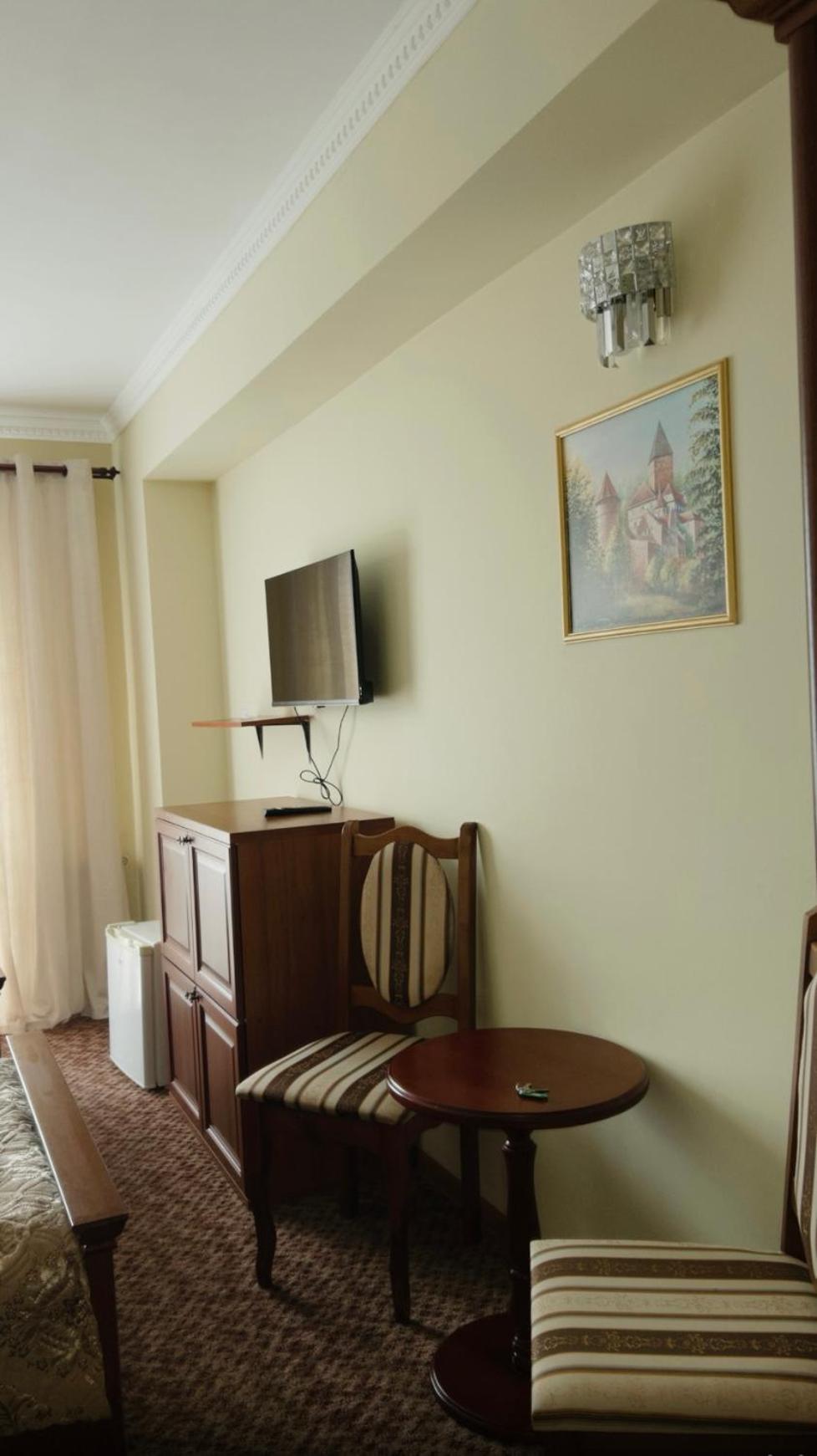 Hotel Three Korony Skhidnytsia Exterior foto